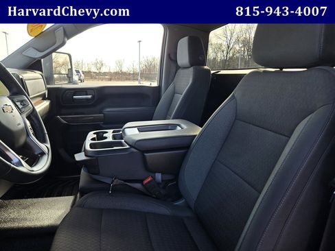 Used 2025 Chevrolet Silverado 3500 LT image 24