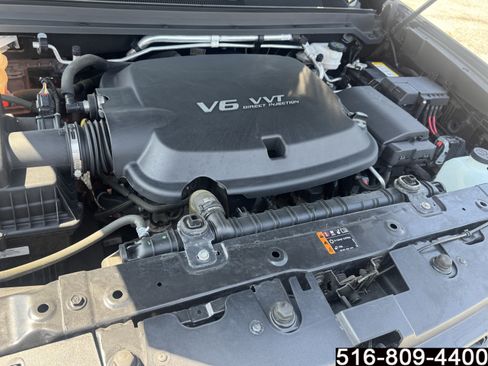 Used 2022 Chevrolet Colorado Z71 AWD/4WD image 28