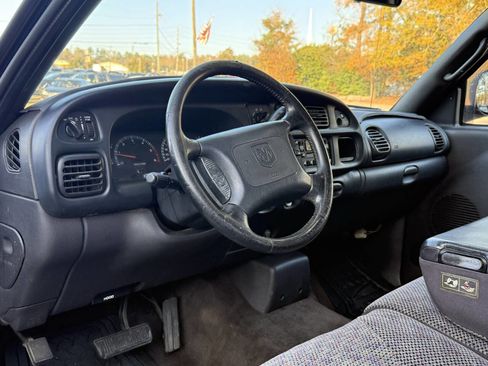 Used 2001 Dodge Ram 1500 Truck SLT 4dr Quad Cab 2WD SB image 29