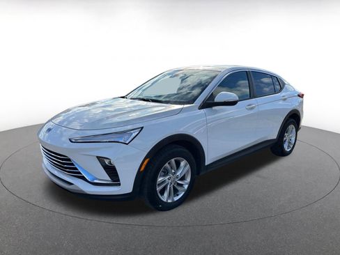 Used 2025 Buick Envista Preferred image 4