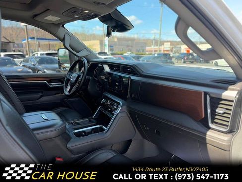 Used 2024 GMC Sierra 2500 Denali w/ Denali Reserve Package image 23