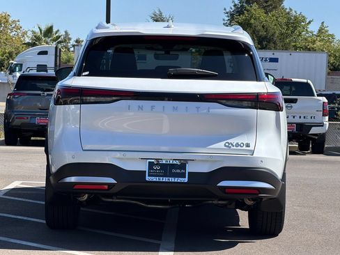 New 2027 INFINITI QX60 Luxe w/ Cargo Package AWD/4WD image 5