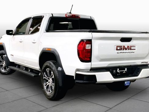 Used 2023 GMC Canyon AT4 w/ AT4 Premium Package AWD/4WD image 12