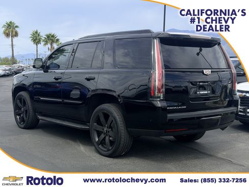 Used 2020 Cadillac Escalade Luxury w/ Escalade Sport Edition RWD image 4