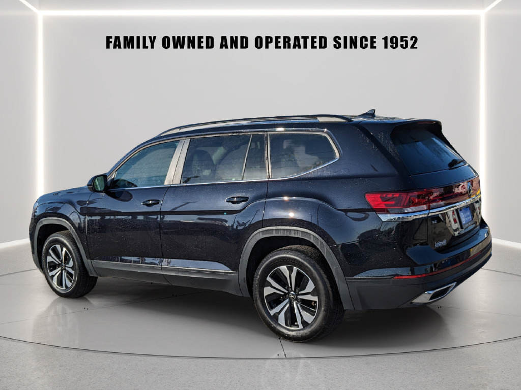 Certified 2024 Volkswagen Atlas SE FWD image 4