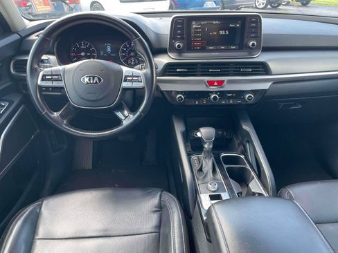 Used 2021 Kia Telluride LX FWD image 16