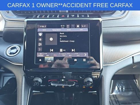 Used 2024 Jeep Grand Cherokee L Laredo image 41