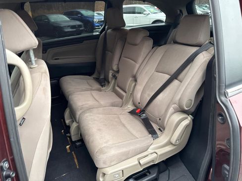 Used 2021 Honda Odyssey EX image 32
