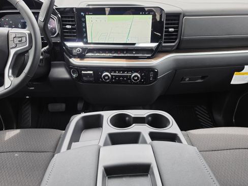 New 2026 Chevrolet Silverado 1500 LT AWD/4WD image 18