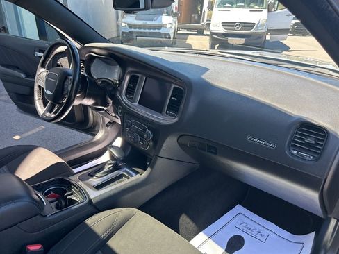 Used 2023 Dodge Charger SXT w/ Blacktop Package AWD/4WD image 23