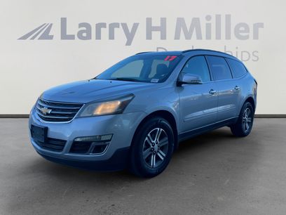 Used 2017 Chevrolet Traverse LT