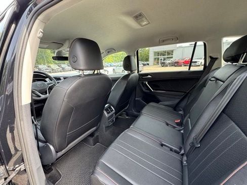 Certified 2024 Volkswagen Tiguan Wolfsburg Edition AWD/4WD image 10