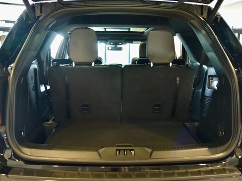 Used 2022 Ford Explorer ST w/ ST High-Performance Pack AWD/4WD image 22