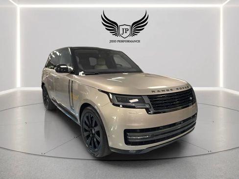 Used 2023 Land Rover Range Rover SE AWD/4WD image 1