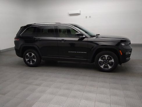 Used 2022 Jeep Grand Cherokee Limited 4xe image 11