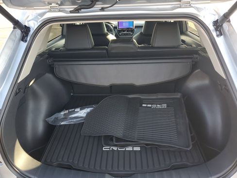 New 2026 Toyota Corolla Cross XLE w/ Convenience Package image 10