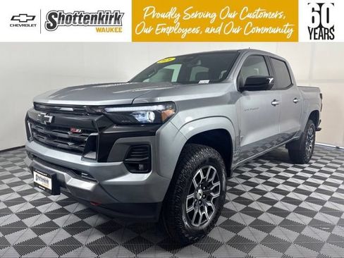 New 2026 Chevrolet Colorado Z71 w/ Technology Package AWD/4WD image 1