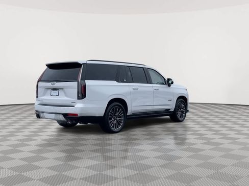 Certified 2023 Cadillac Escalade ESV V image 8