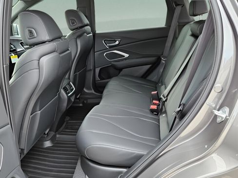 New 2026 Acura RDX SH-AWD image 11