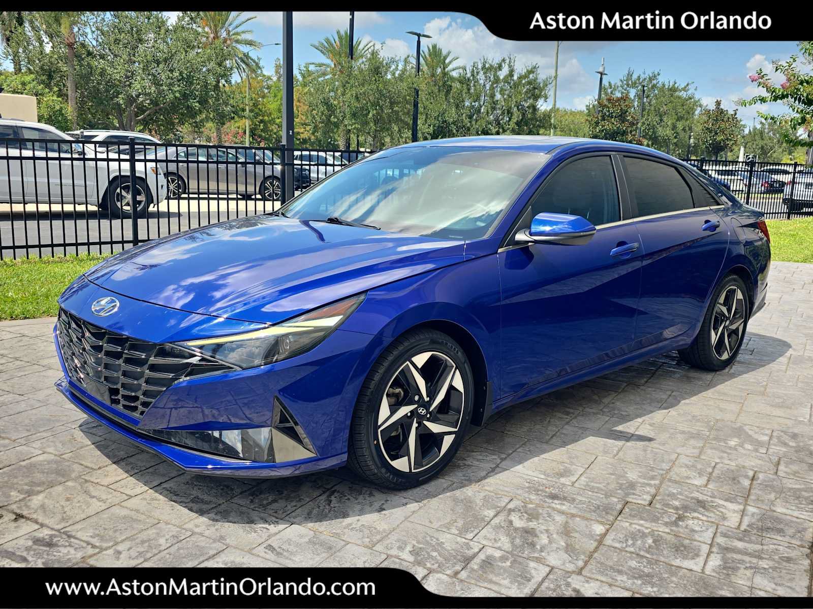 Used 2023 Hyundai Elantra Limited FWD image 7