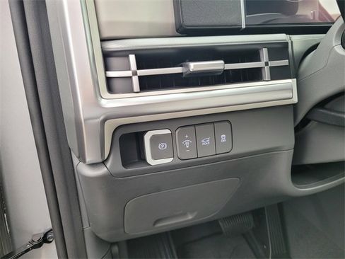 New 2026 Hyundai Santa Fe SE image 15