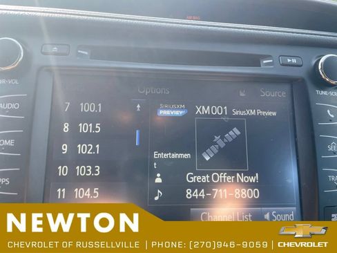 Used 2017 Toyota Highlander Limited Platinum AWD/4WD image 5