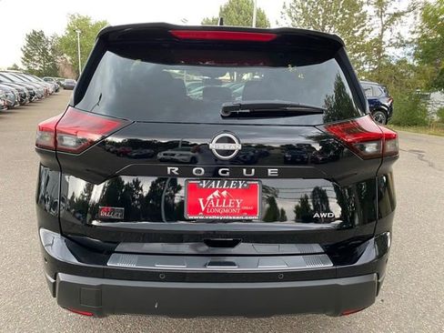 New 2026 Nissan Rogue SV image 4