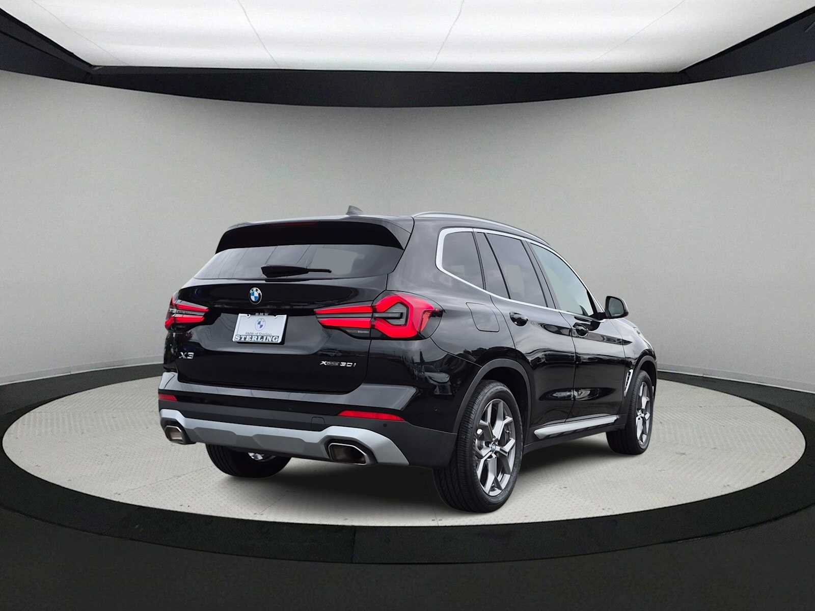 Used 2024 BMW X3 xDrive30i w/ Premium Package AWD/4WD image 8