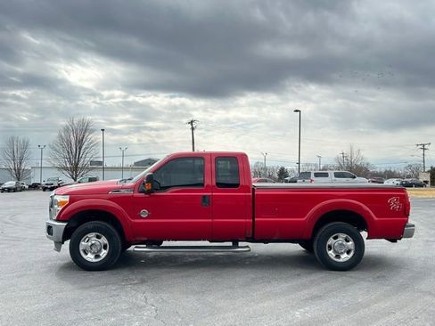 Used 2012 Ford F250 XLT w/ Camper Pkg image 6