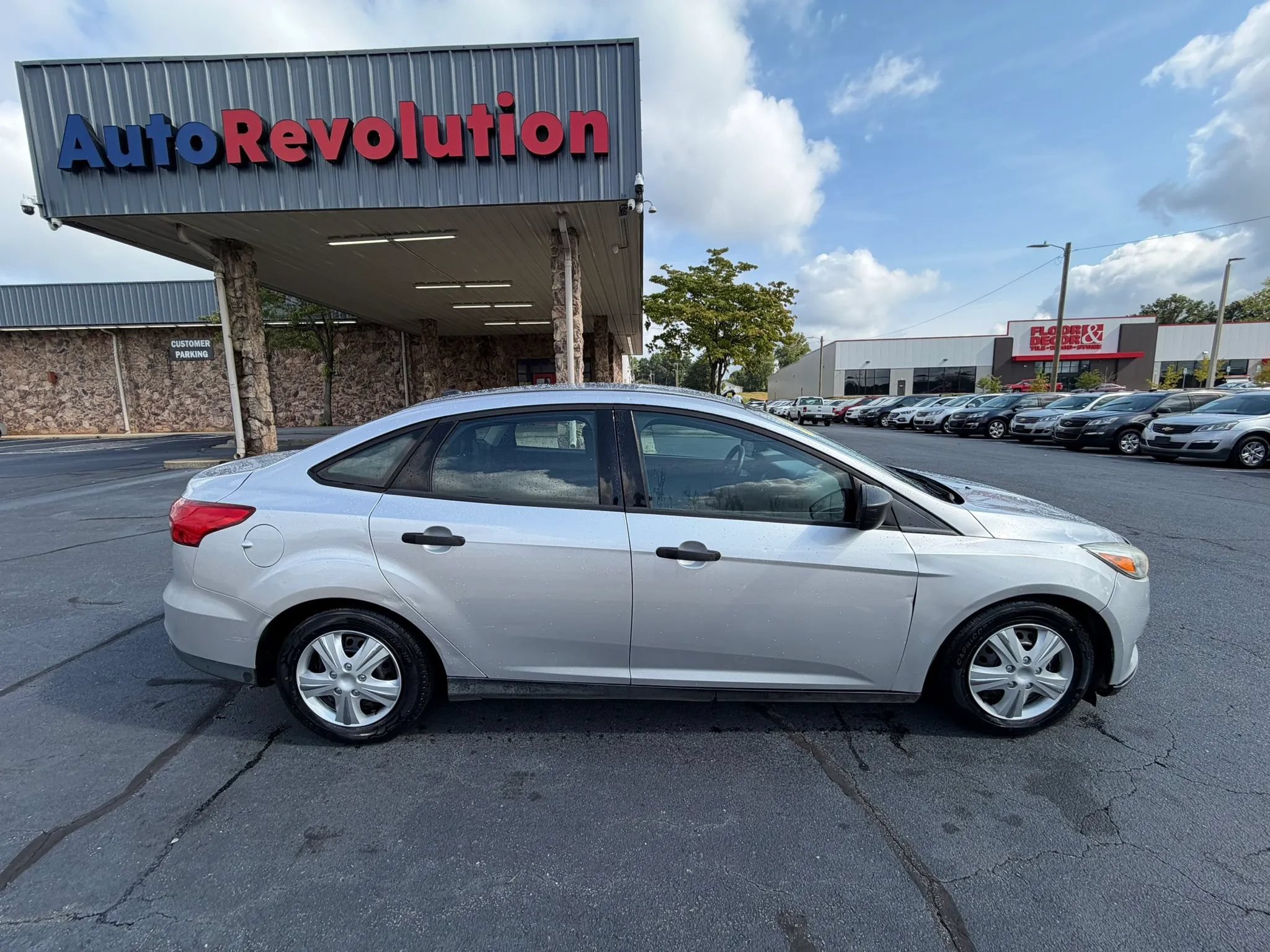 Used 2016 Ford Focus S FWD image 8