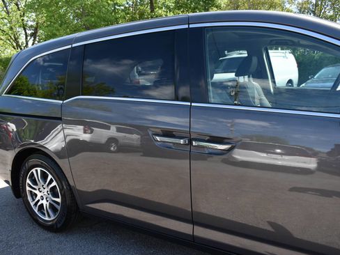 Used 2013 Honda Odyssey EX-L image 35