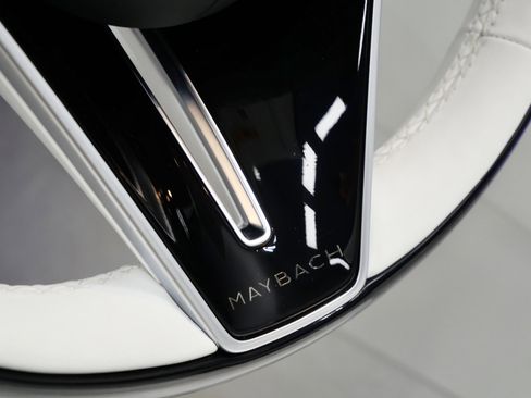 Used 2026 Mercedes-Benz Maybach SL 680 image 33