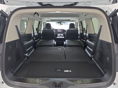 New 2026 INFINITI QX80 Luxe w/ Cargo Package RWD image 18