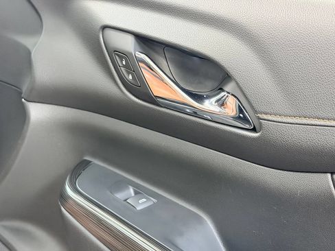 Used 2019 GMC Acadia SLT AWD/4WD image 38
