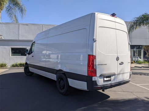 New 2025 Mercedes-Benz Sprinter 3500 image 2