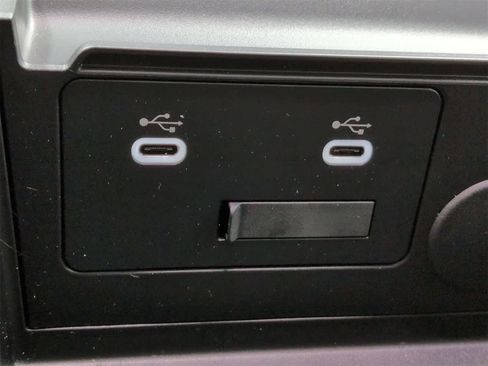 Certified 2025 MAZDA MAZDA3 Hatchback w/Premium Plus Pkg image 32