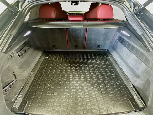 Used 2022 Audi SQ8 Prestige image 28