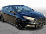 Used 2017 Ford Focus ST image 2
