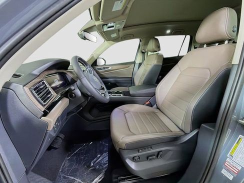 New 2026 Volkswagen Atlas SEL AWD/4WD image 11