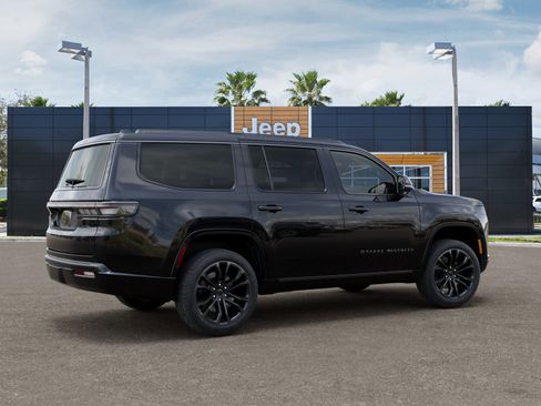 New 2026 Jeep Grand Wagoneer Summit AWD/4WD image 4