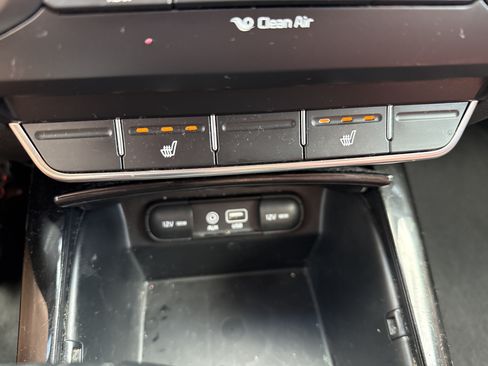 Used 2017 Kia Sorento SX AWD/4WD image 30