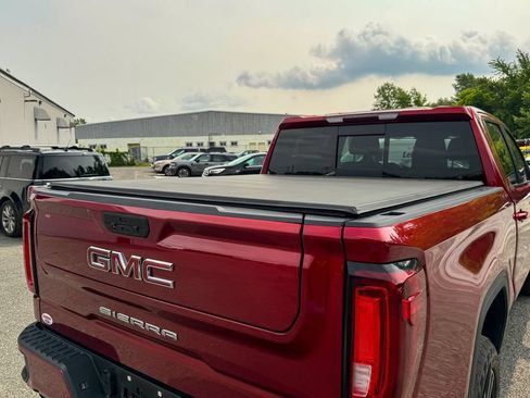Used 2021 GMC Sierra 1500 AT4 w/ AT4 Preferred Package AWD/4WD image 18