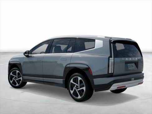 New 2026 Hyundai Ioniq 9 Limited image 5