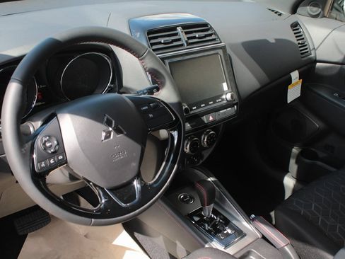 New 2025 Mitsubishi Outlander Sport AWD image 3