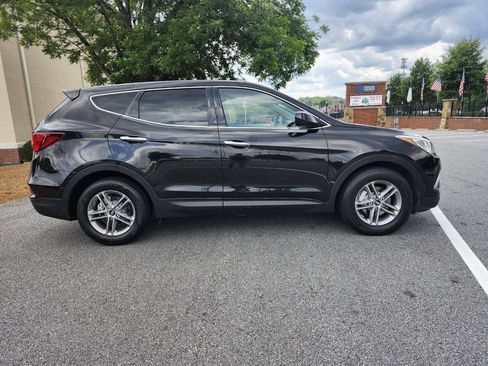 Used 2018 Hyundai Santa Fe Sport FWD image 17