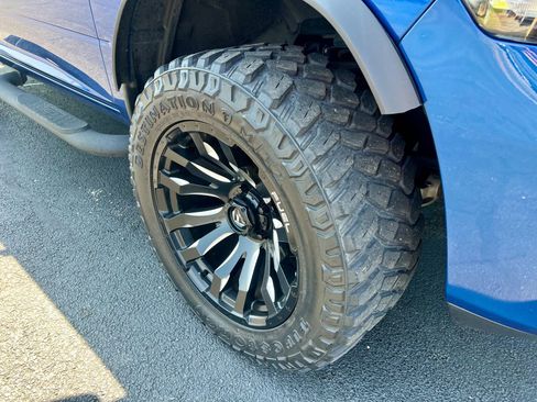 Used 2011 RAM 1500 Express image 12