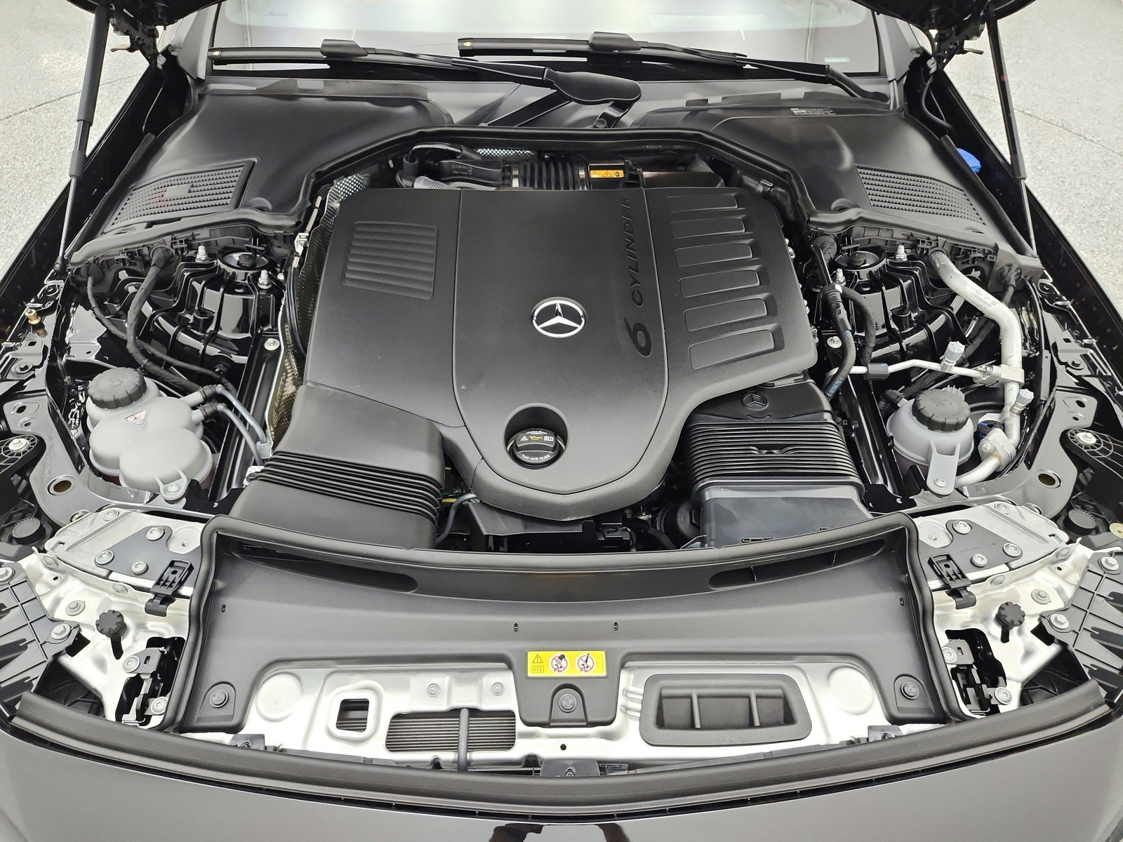 New 2027 Mercedes-Benz CLE 450 4MATIC Cabriolet image 11