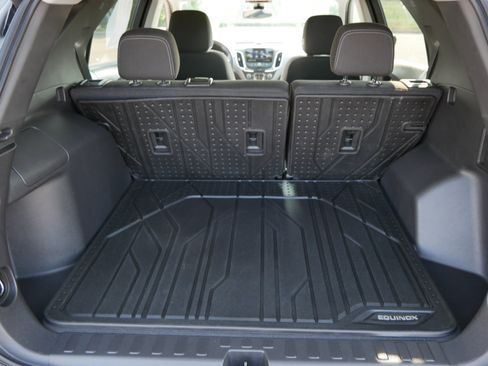 Used 2024 Chevrolet Equinox LT AWD/4WD image 18