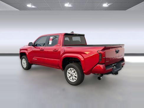 Used 2026 Toyota Tacoma SR5 RWD image 3