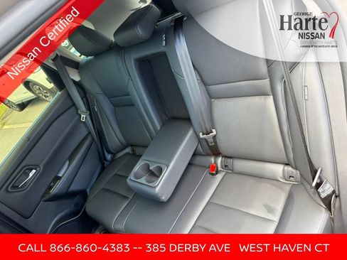 Certified 2025 Nissan Rogue SL w/ SL Premium Package AWD/4WD image 22